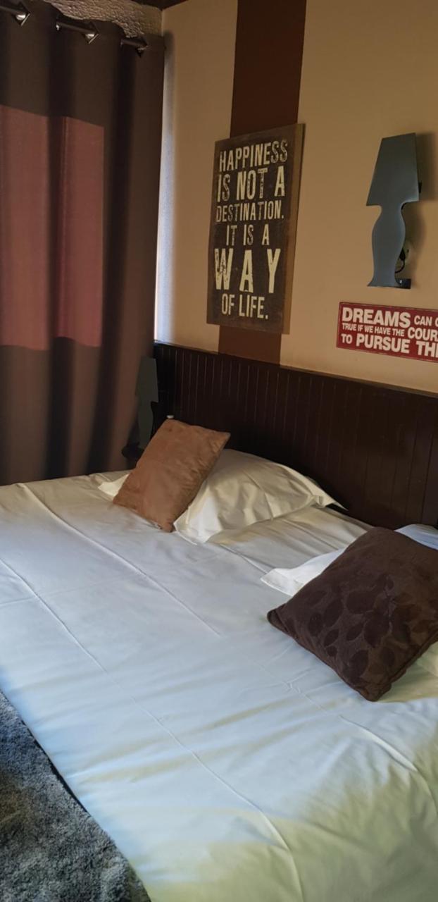 Hotel Tournier كورشوفيل المظهر الخارجي الصورة